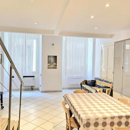Rvh Apartment